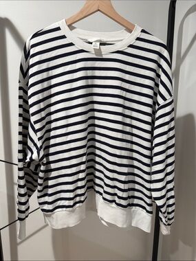 Women’s Classic Striped Sweatshirt
